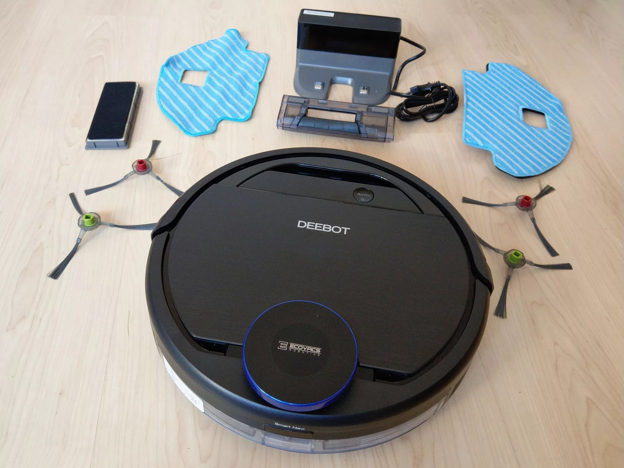 Ecovacs DEEBOT OZMO – the review of an interesting robot vacuum
