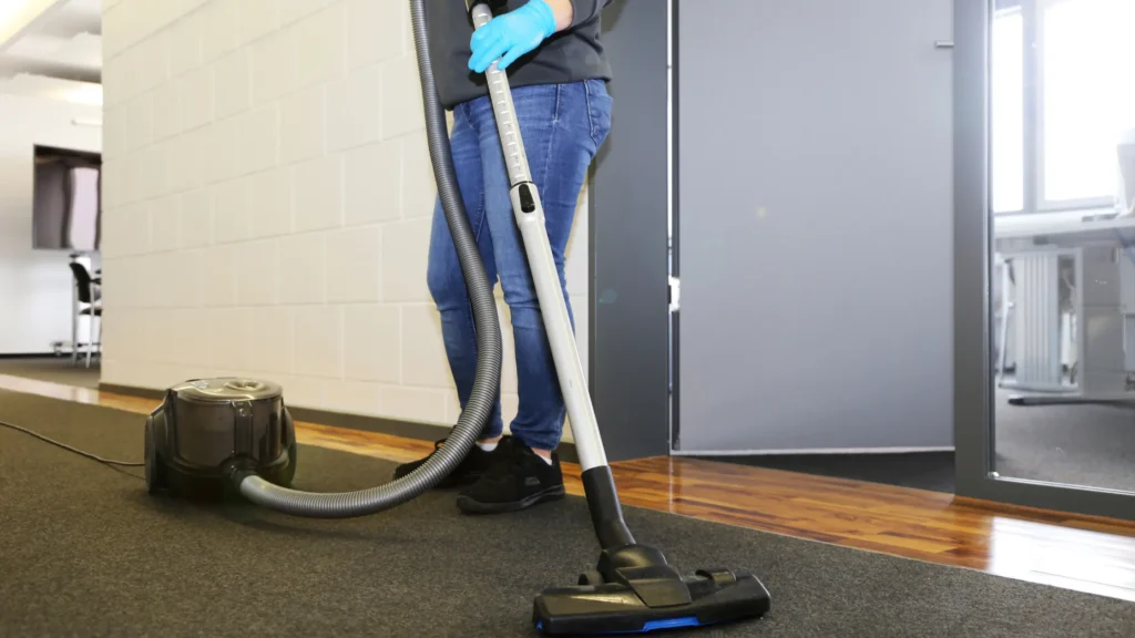The Role of Technology in Vacuuming Habits